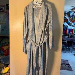 VINTAGE MANCHESTER WASH AND WEAR Bathrobe SIZE L. Soft cotton, blue
